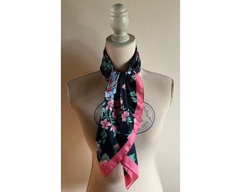 Vintage 1980s Tie Rack Scarf Floral Made in Italy Headscarf Pink Roses Neck Scarf Retro Shoulder Wrap Headscarf
