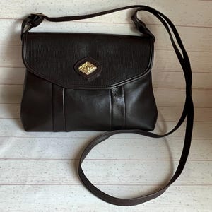 Vintage 1980s Brown Shoulder Bag Faux Leather Handbag Retro Crossbody Bag Boho Style Shoulder Bag Casual Preppy Bag