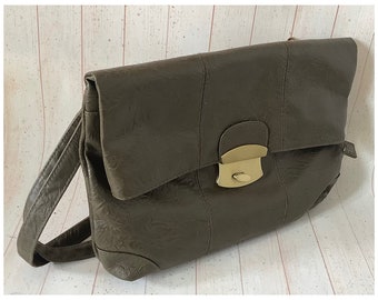 Vintage Late 1990s Khaki Green Shoulder Bag Faux Leather Crossbody Bag Retro Embossed Handbag Messenger Bag Folding Boho Hippie Style Bag