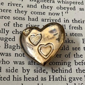 Vintage Variety Club Heart Brooch Retro Variety Club Pin Badge Vintage Collectable Lapel Pin Retro Costume Jewelry Gift Idea
