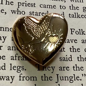 Vintage Variety Club Heart Brooch Retro Variety Club Pin Badge Vintage Collectable Lapel Pin Retro Costume Jewelry Gift Idea