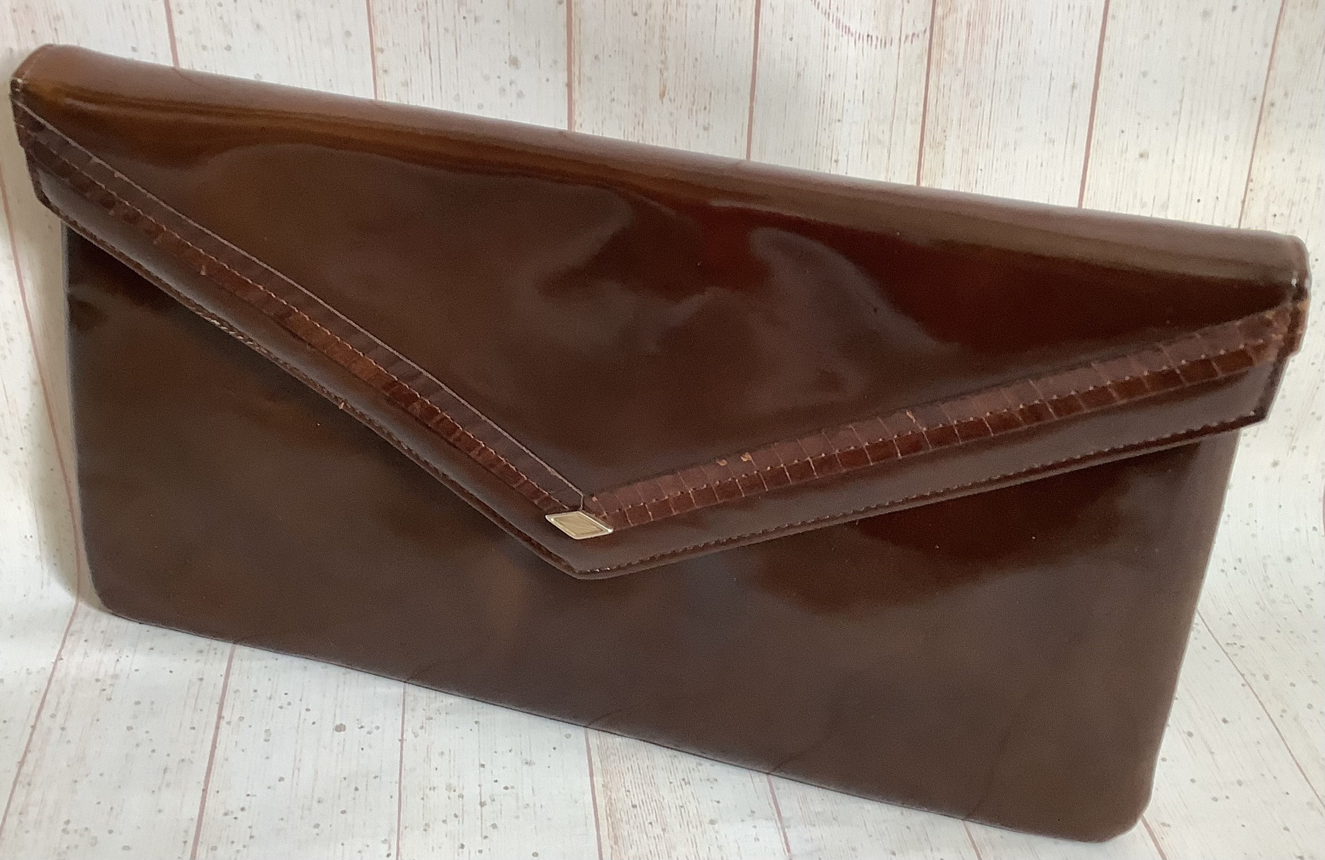 Vintage 1960s Sacs Made in England Shoulder Bag Copper Colored Clutch Bag Retro Faux Patent Leather Handbag Envelope Clutch Bag Large Purse