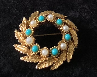 Vintage Wreath Goldtone Brooch Retro Turquoise Faux Pearl Pin Costume Jewelry Mid Century Round Brooch