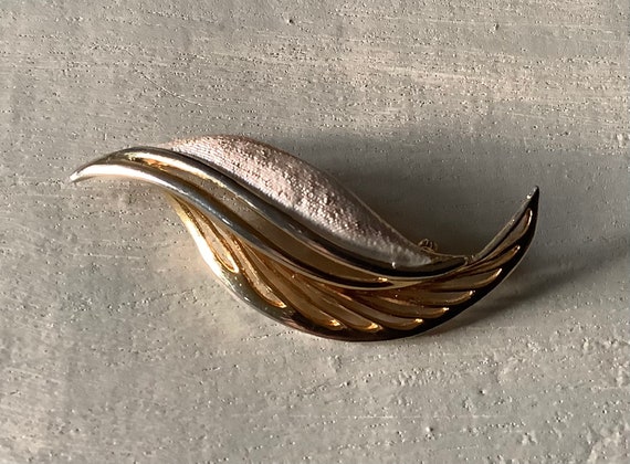 Hollywood costume shop jewellery