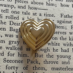 Vintage Variety Club Heart Brooch Retro Variety Club Pin Badge Vintage Collectable Lapel Pin Retro Costume Jewelry Gift Idea