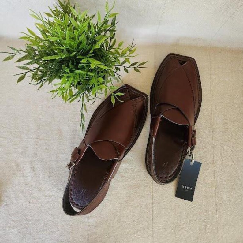 Handmade Peshawari Chappal Sandals – Classic Style, US Men's 7 image 2