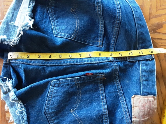 Vintage Levi 501 jeans cutoffs - image 4