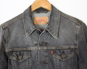 levi's gray jacket