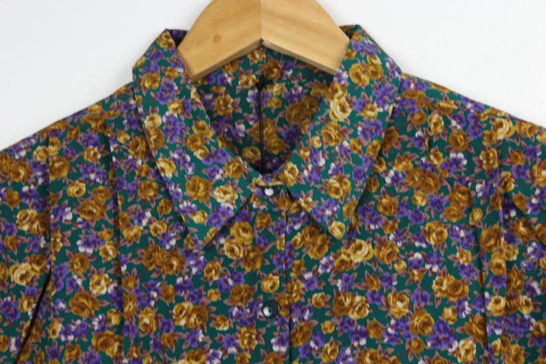 Floral Pattern Reworked Vintage Button up Shirt - Cropped Long Sleeve ...