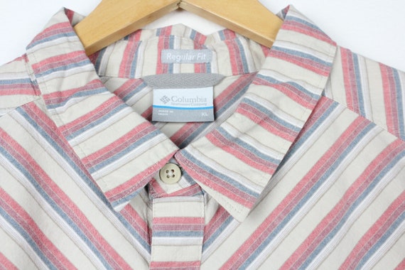 Columbia Vintage Short Sleeve Button Up Shirt Blo… - image 2