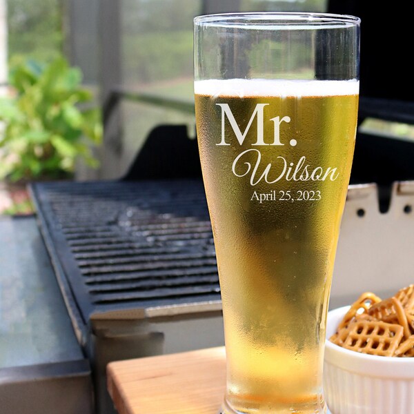 Personalized Mr. Wedding Glasses, Custom Mr. Beer Glass, Wedding Beer Glasses, Gifts for Couple, Wedding Pilsner Glass - B