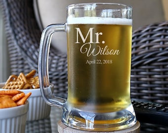 Personalized Wedding Beer Mug, Custom Beer Mug, Couple Beer Mug, Gifts for Couple, Wedding Beer Mugs, Engraved Beer Glass - C