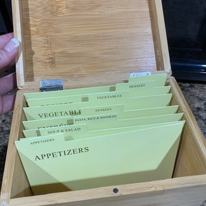 Personalized Recipe Box, Family Wood Recipe Box, Wedding Gift, Gift for newlywed, Custom Wooden Recipe Box, Engraved Recipe Box Kitchen Gift image 3