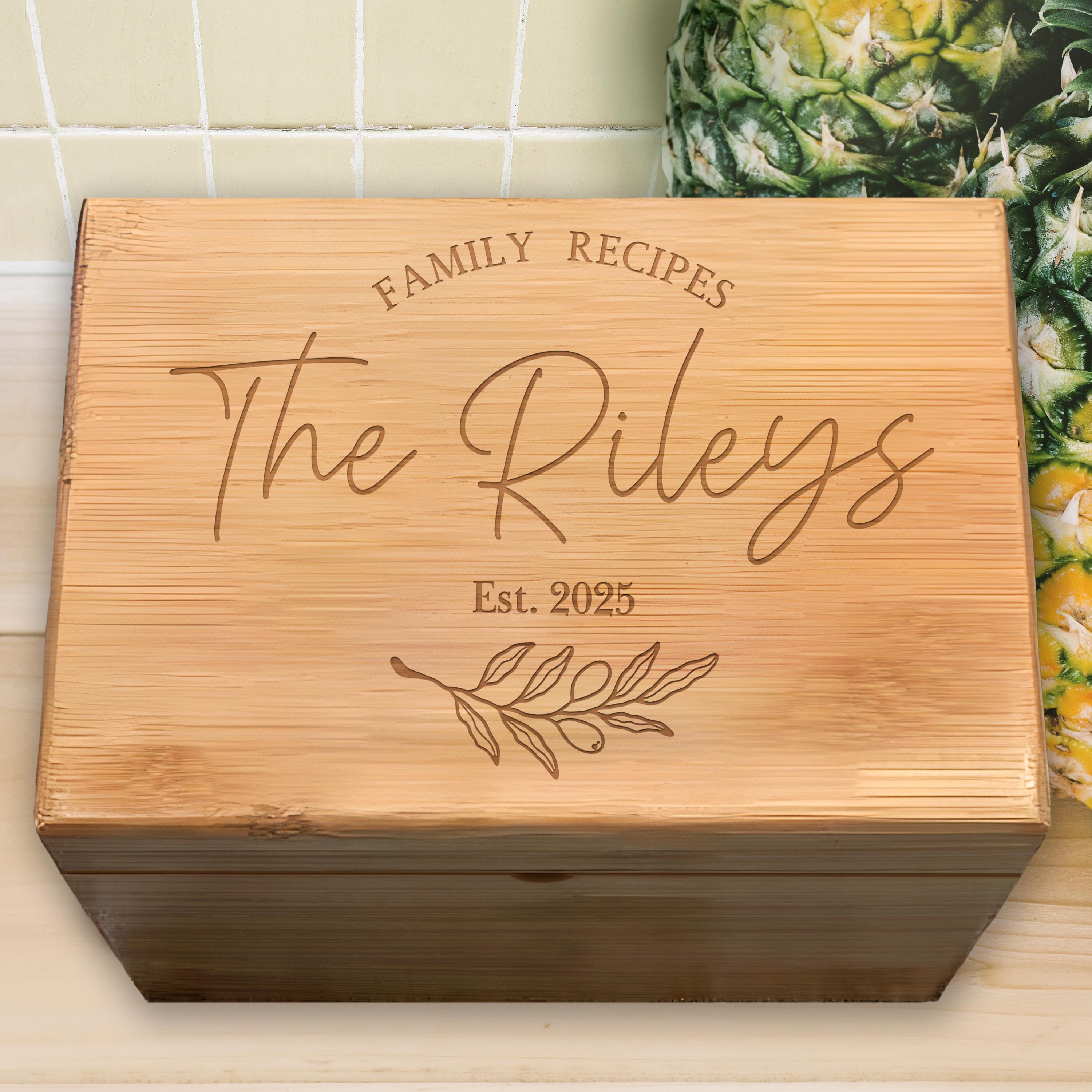 Personalized Recipe Box, Family Wood Recipe Box, Wedding Gift, Gift for newlywed, Custom Wooden Recipe Box, Engraved Recipe Box Kitchen Gift