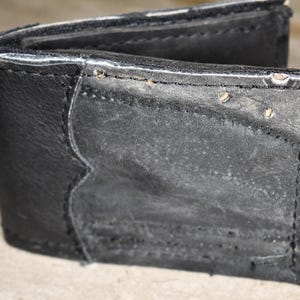 Cartera plegable con forma de guante de béisbol