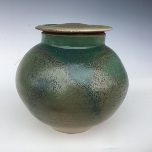 wood fired salt glazed pot