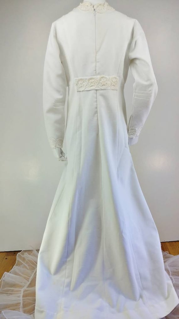 Vintage 1960s Ivory MOD Wedding Gown Empire Waist… - image 5