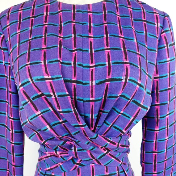 Vintage 60s MOD Geometric Wrap Wiggle Dress Purpl… - image 5