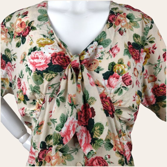 Vintage 1990s Floral Garden Roses Dress Rayon Tie… - image 4