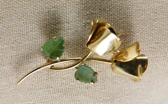 Gold Twin Rose Brooch w/Jade Leaves, Vintage 60's… - image 4