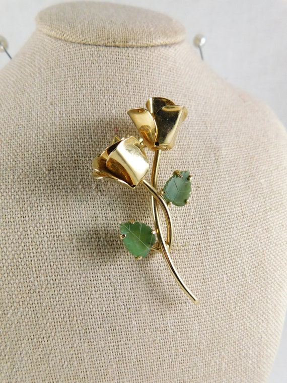 Gold Twin Rose Brooch w/Jade Leaves, Vintage 60's… - image 2