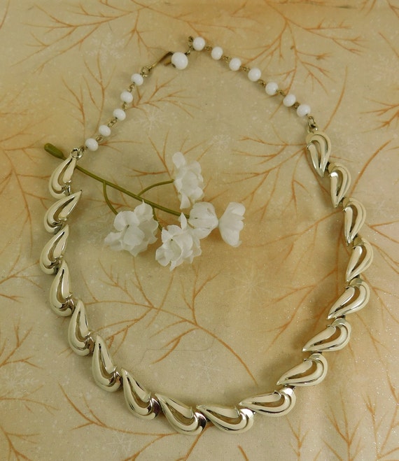 CORO Cream Enamel Over Gold Leaf Necklace/Choker, Lea… Gem