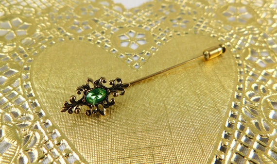 Faux Peridot Victorian Style Marquis Stick Pin, V… - image 5