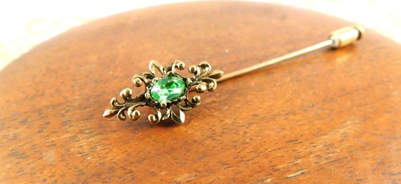 Faux Peridot Victorian Style Marquis Stick Pin, V… - image 1