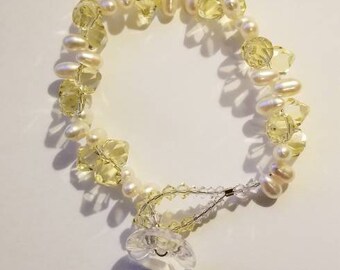 Citrine Crystal & Freshwater Pearl Bracelet w/Vintage Button Closure, Beaded Bracelet, Crystal Bracelet, Pearl Bracelet, Freshwater Pearls