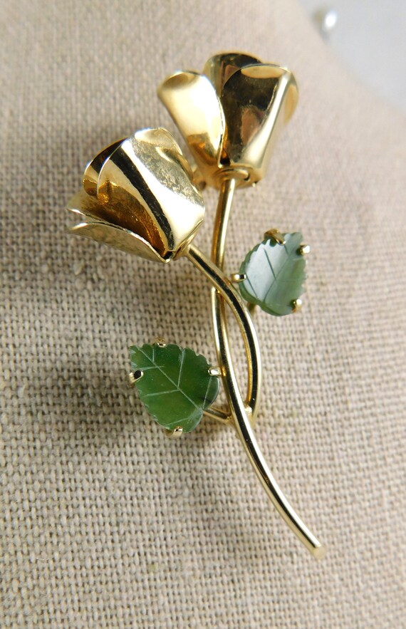 Gold Twin Rose Brooch w/Jade Leaves, Vintage 60's… - image 5