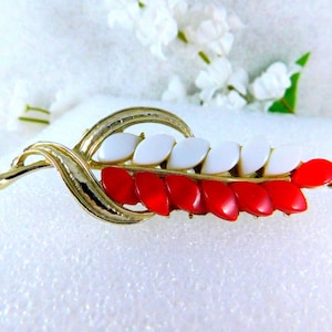 1950&#39;s Thermoset & Lucite Leaf Brooch~Red, White and Silver, Lucite Brooch, Thermoset Jewelry, Red+White Lucite, Nearly Pristine Condition