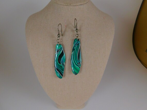 Stunning Hand Crafted Malachite Green & Black Pol… - image 3