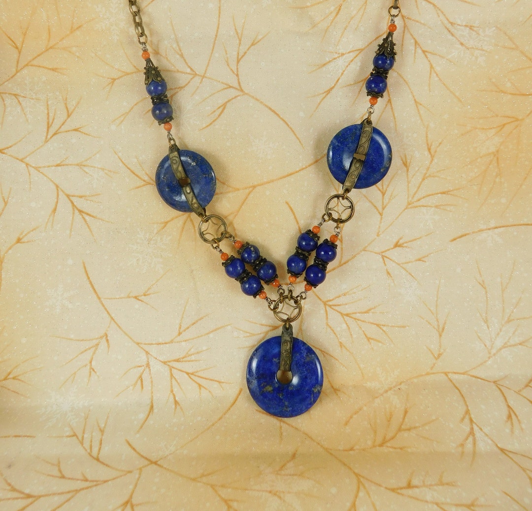 Tibetan Vintage Lapis Lazuli Silver-Tone Oval Endless Knot Pendant