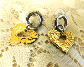 Vintage '80s Hammered Heart Earrings: Goldtone Valentine Jewelry