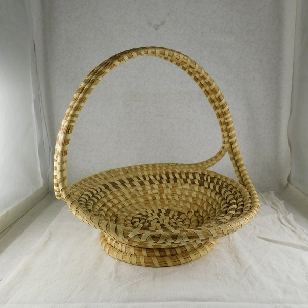 Pine Needle Basket w/Handle & Lipped Bottom, Pine Needle Coil Basket, Hand Crafted, Trinket/Flower/Jewelry, Housewarming Gift, Wedding Gift