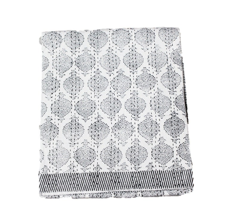 Hand Quilt Plant Paisley Print Kantha Work