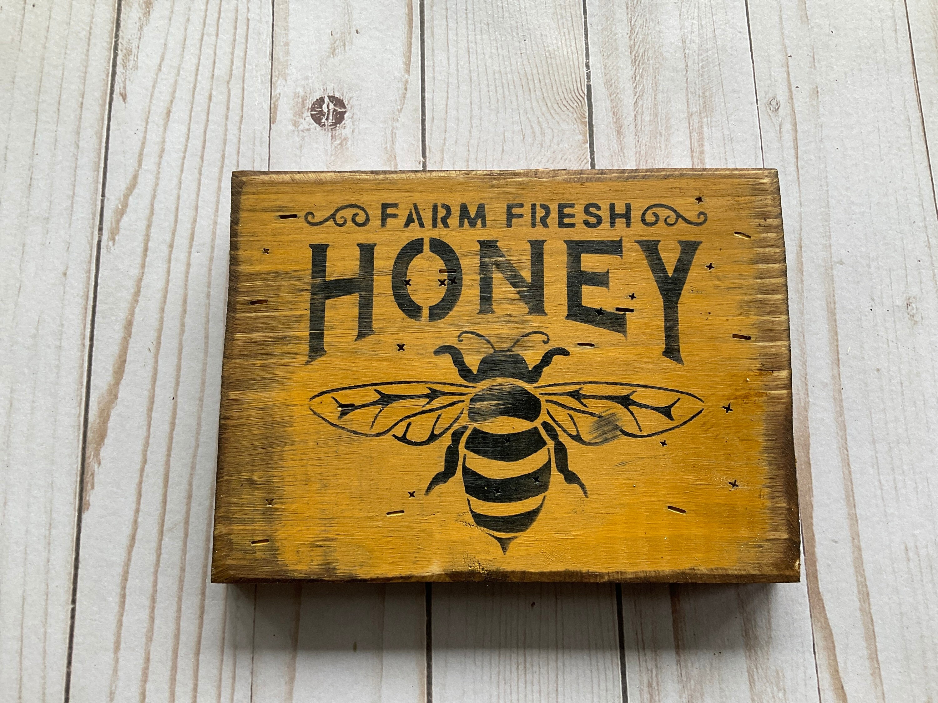 Chunky Wood Bees Chunky Wood Daisy Summer Decor Honeybee Decor Honeybee  Gift Tiered Tray Bee Decor Yellow and Black Hearts 