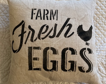 Canvas Farm Fresh eggs pillow, Chicken decor, Farm themed decor, Farm to table, Chicken pillow, Farmhouse decor, Farmhouse pillow