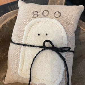 Ghost pillow for tiered tray, Halloween decoration, Ghost decor, Halloween pillow, ghost plushie, fall decor, rustic Halloween decoration