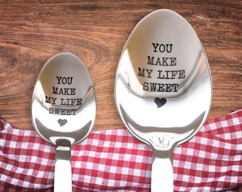 Unique engraved spoon valentines day gift, Dessert cutlery with sweet love, Serving shovel - personalized kitchenware gift for her and him