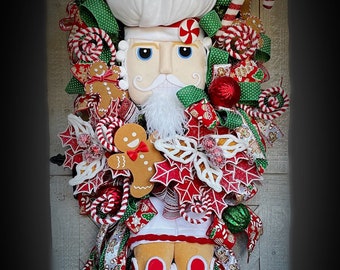 Nutcracker wreath, gingerbread nutcracker, toy soldier wreath, gingerbread wreath, best Christmas wreath