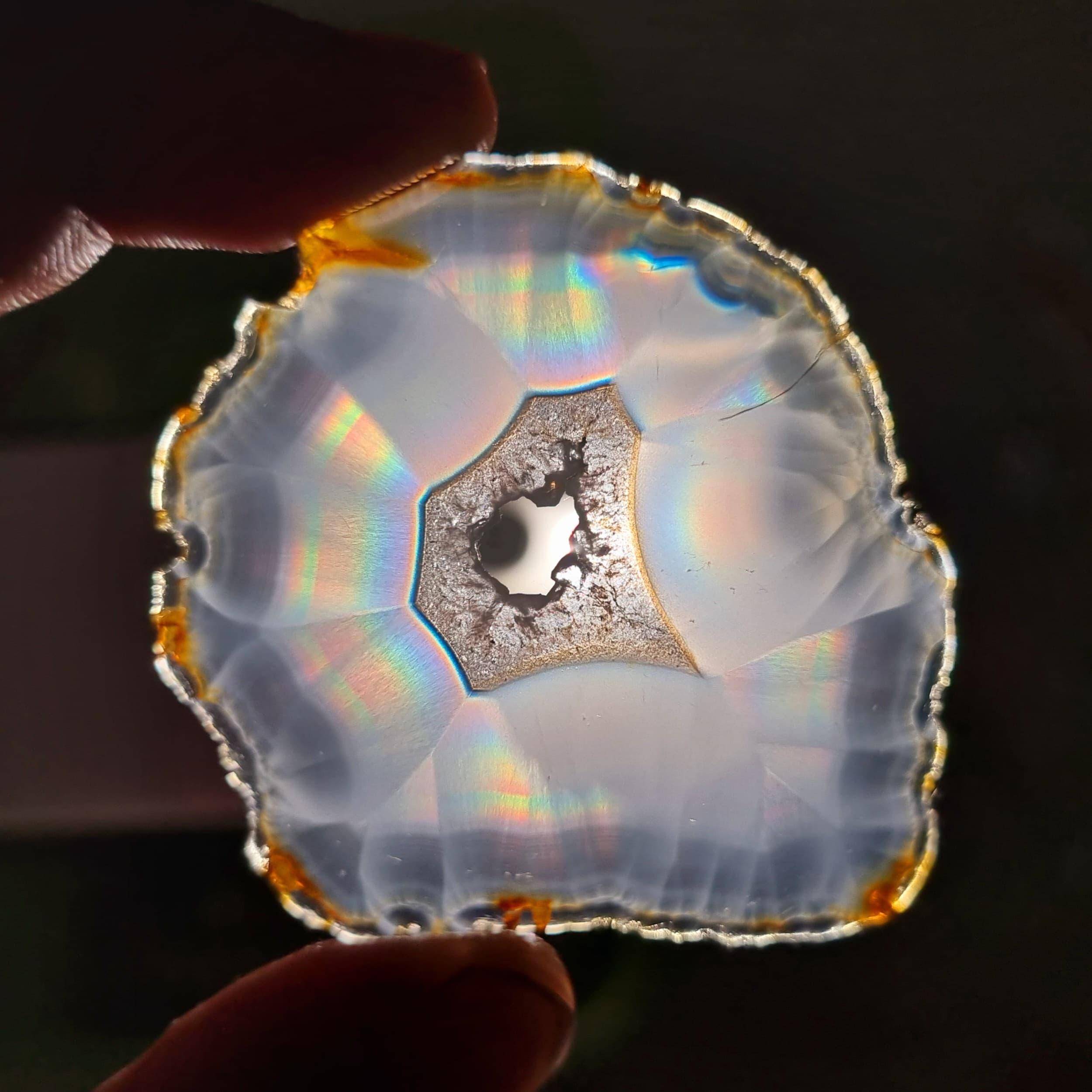 イリスアゲート ⁄Iris Agate 希少 幻のアゲート インドネシア産 