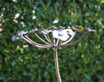 Parsley plant pin/support  garden art/sculpture