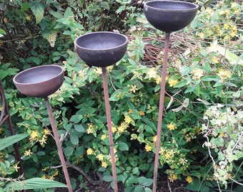 Set of 3 cups, plant stakes/supports/rain catchers/bird feeder