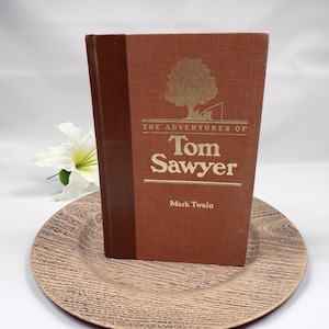 Vintage! The Adventures of Tom Sawyer by Mark Twain Collector&#39;s Book