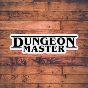 Adesivo Dungeon Master / Adesivo DnD / Dungeons and Dragons Stazionario / Scheda Personaggio / Regalo DM / Adesivi TTRPG