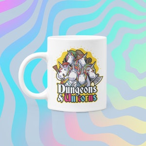 Taza de mazmorras y unicornios de Eldritch Curiosities / Funny DnD / Graphic Coffee Tea Drinking Cup Fantasy TTRPG / Geek Gifts for Him Her