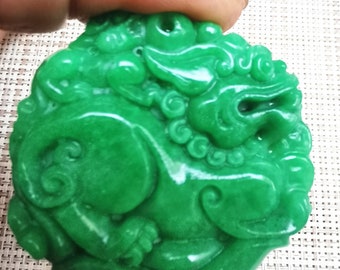 天然本翡翠 龍彫刻ペンダント 緑色お守り 中国翡翠 緑翡翠彫刻 龍ペンダント お守り - Etsy 日本