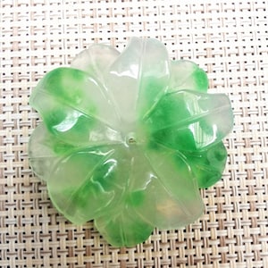 green Jade carved flower pendants mascot