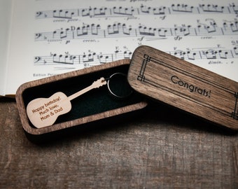 Personalized Guitar Keychain Maple / Guitar gift / Personalized Music gift